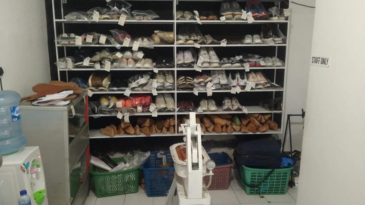 Galeri Dokter Shoes Bali 2